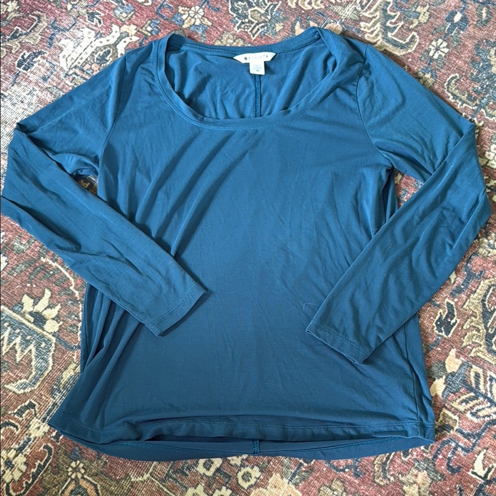 Athleta Long Sleeve Shirt